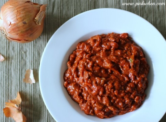The Best Chili Recipe - full of meat and beans and yummy deliciousness!