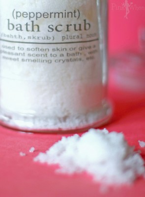 Peppermint Sugar Bath Scrub Recipe - Perfect for Gift Giving on Mother's Day - via PinkWhen.com