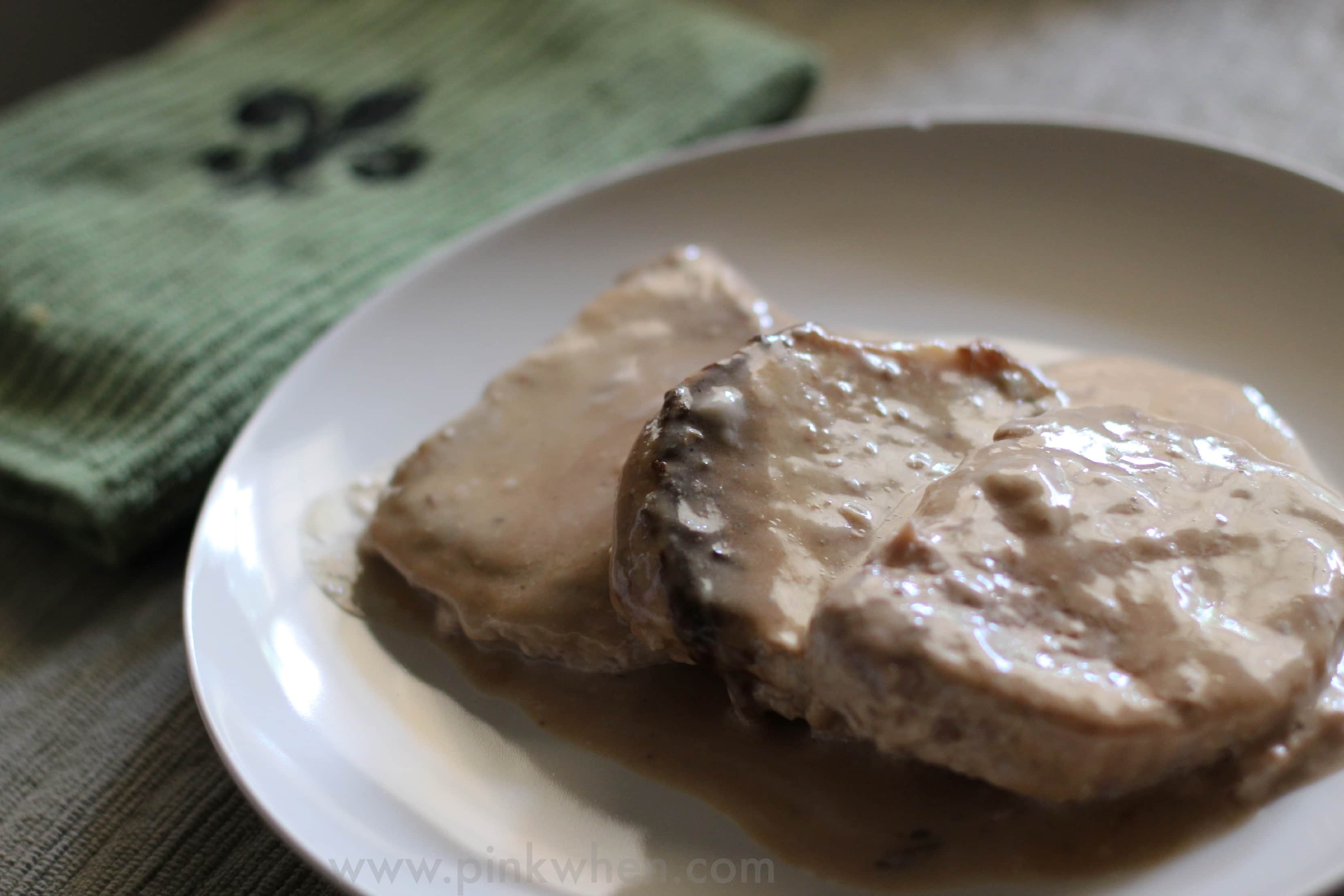 Slow Cooker Pork Chops and Gravy Recipe from PinkWhen.com