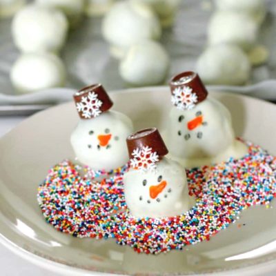 OREO Cookie Balls – Snowman Recipe