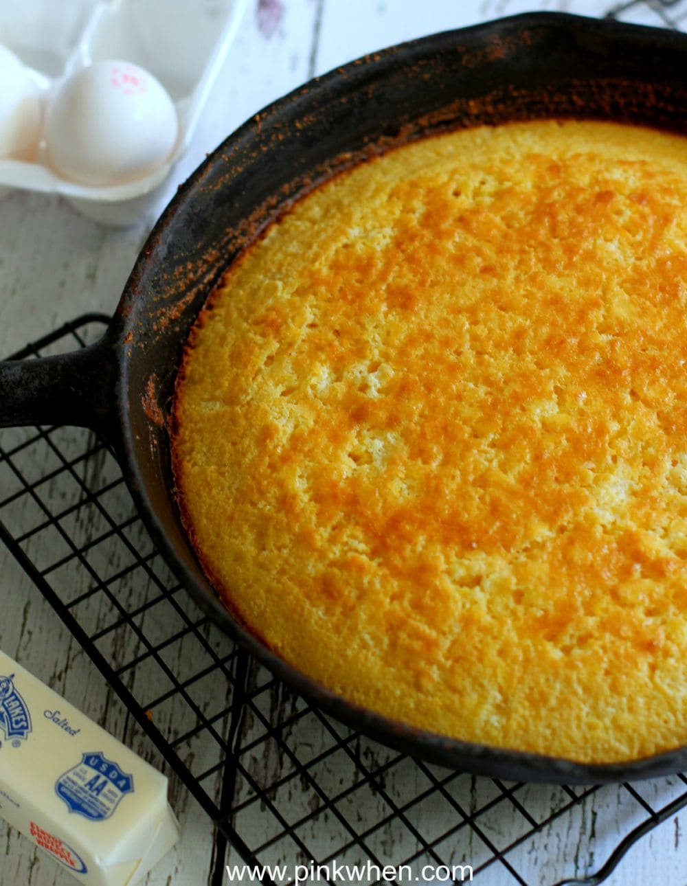 Skillet Cornbread is a quick and easy recipe that is made with just a handful of ingredients. It's the perfect easy cast iron skillet cornbread recipe that can be used with all of your favorite soups, stews, chili's, and more!