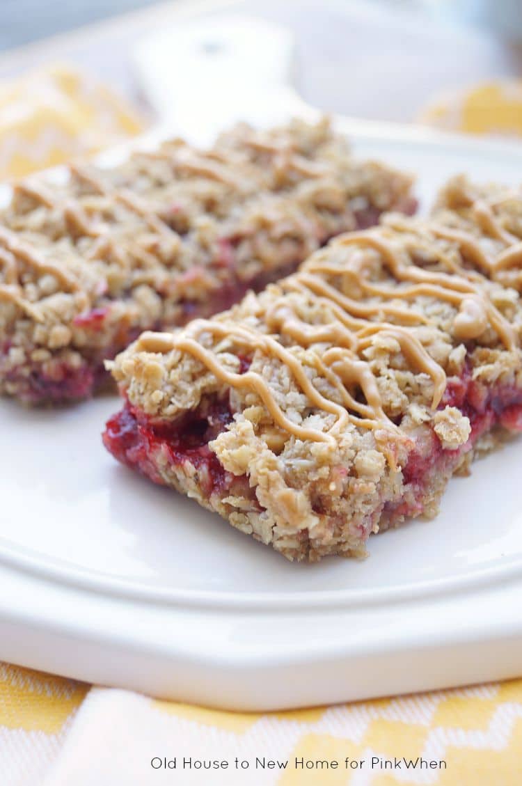 Easy Peanut Butter and Jelly Granola Bars