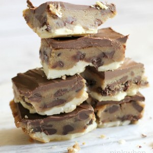 Ultimate Chocolate Chip Lovers Cookie Dough Bars | PinkWhen