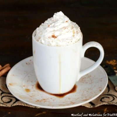How to Make Creamy Cinnamon Vanilla Hot Chocolate
