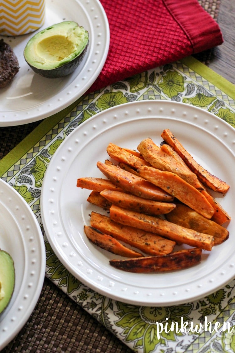 These delicious home cut sweet potato fries are healthy and deliciously easy to make! | PinkWhen