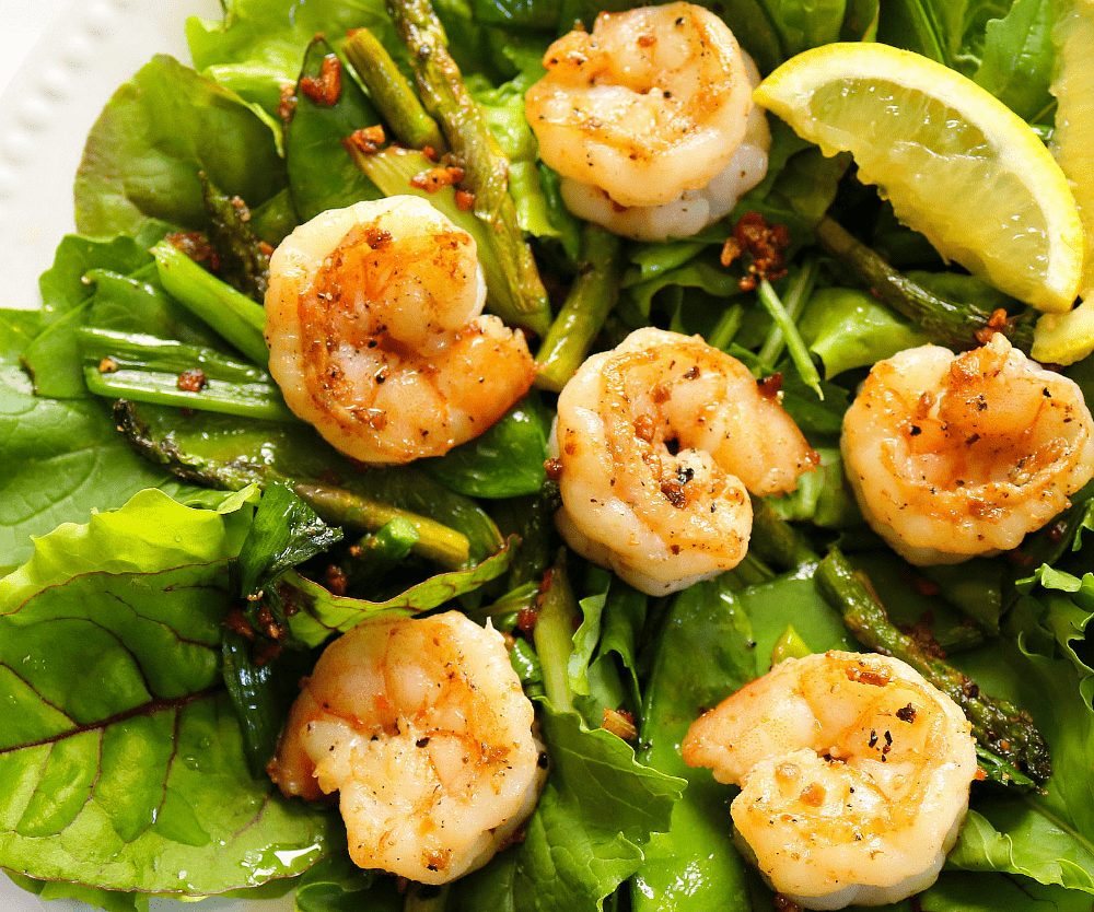 Garlic Lemon Pepper Shrimp Salad - the perfect clean eating lunch recipe.