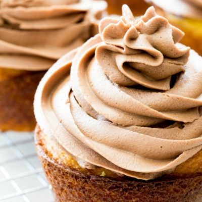 How to Make Easy Nutella Frosting
