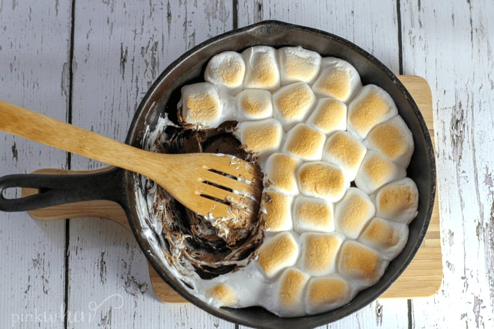 Skillet Smores Dip Recipe - Easy Smores Dip in under 10 minutes from start to finish!