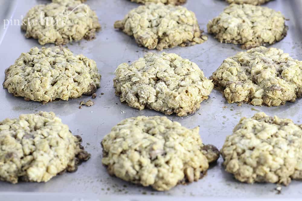 how to make chocolate chip oatmeal cookies chocolate chip oatmeal cookies