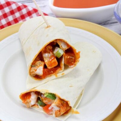 Buffalo Chicken Wraps 3 e1558148454415