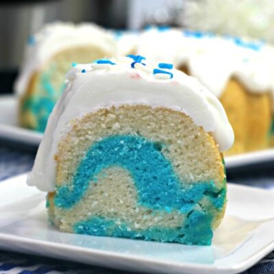 Instant Pot Frozen Themed Bundt Cake 9