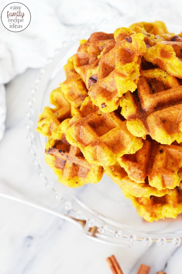 Pumpkin Apple Waffles Recipe Everyone Loves to Eat