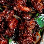 Crispy chicken with spicy chili sauce.