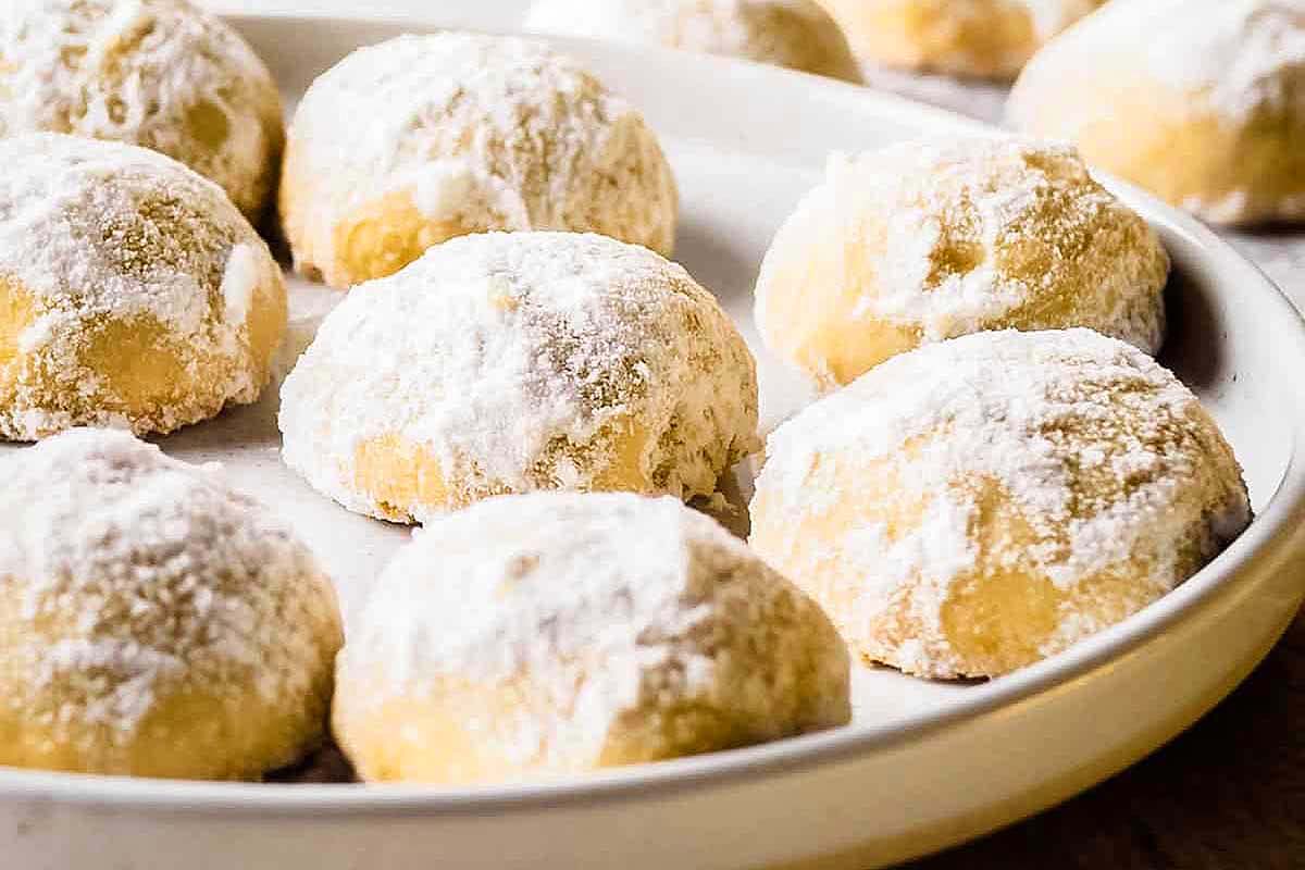 Butter cookies rolled in powdered sugar.