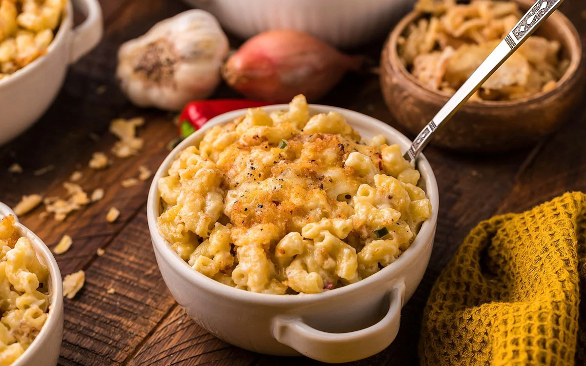 Smoked Gouda mac and cheese in a white bowl