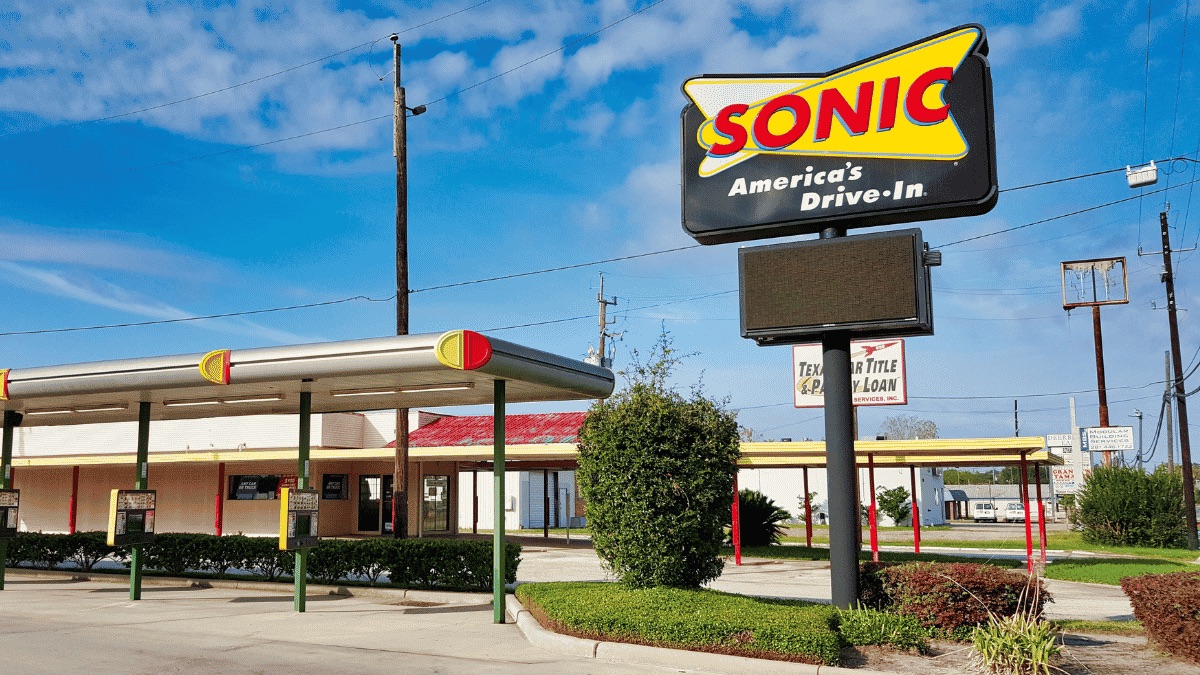 Image of Sonic Drive Thru restaurant.