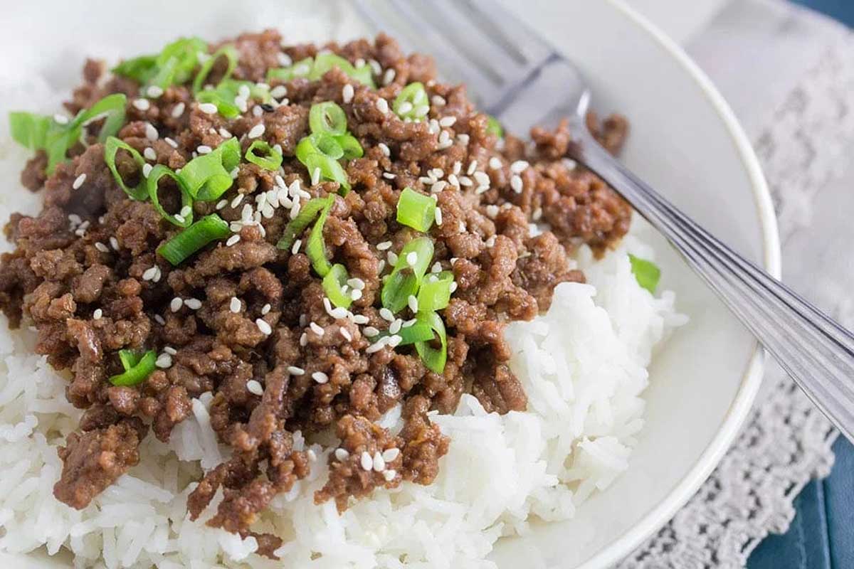  Quick Korean Beef on rice. 