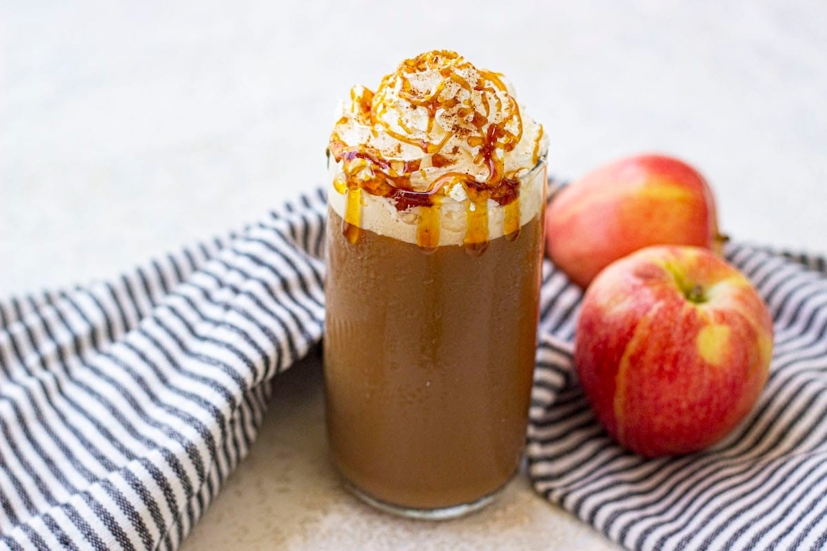 A Starbucks holiday recipe featuring a tantalizing coffee drink infused with decadent caramel and the crisp sweetness of apples.