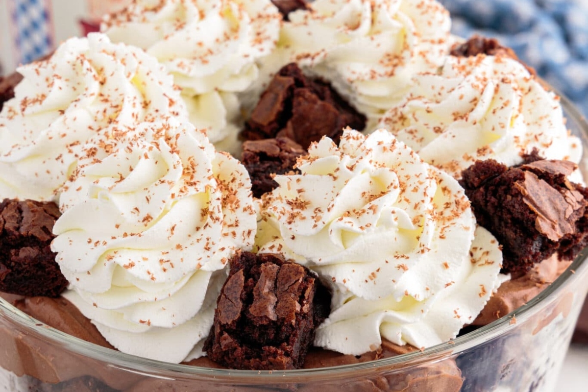 Chocolate brownie trifle in a glass bowl perfect for Christmas.