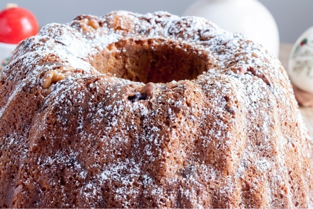 A bundt cake with powdered sugar on top is the perfect treat for any occasion. These delicious cakes are baked in a unique circular shape, creating a stunning presentation. The crumbly and