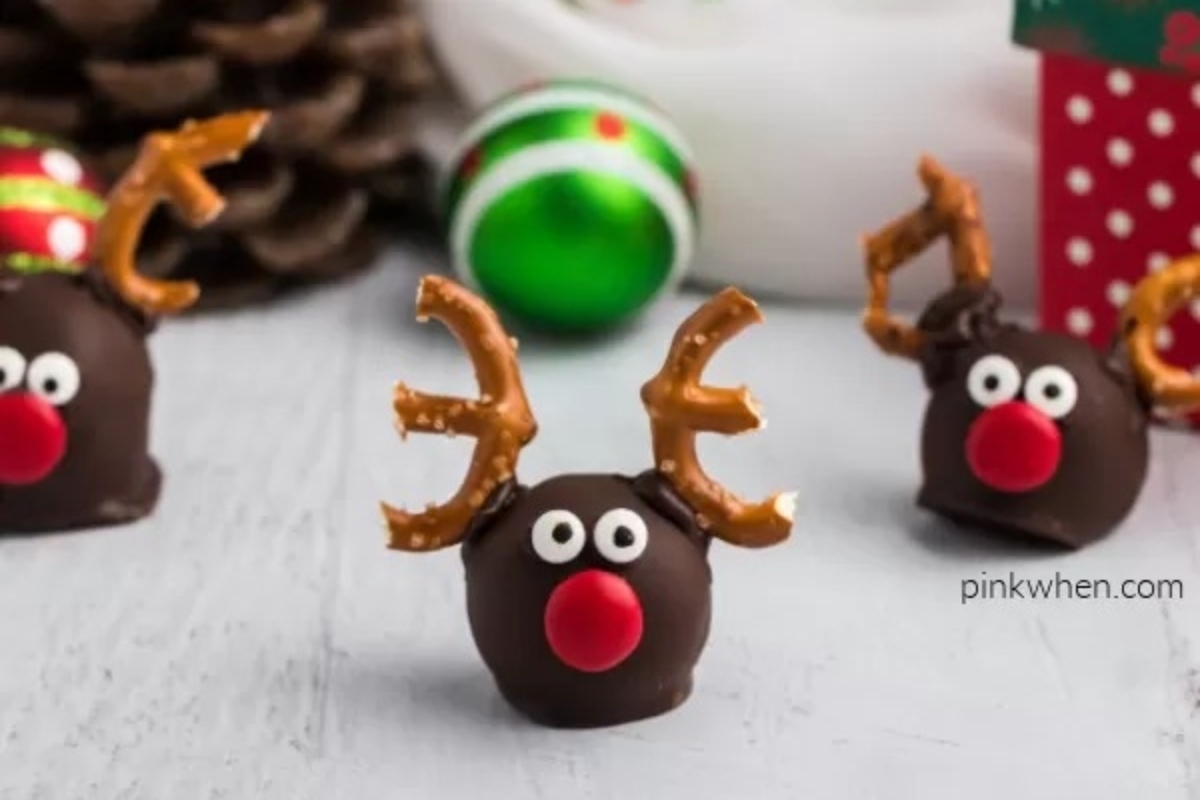 Rudolph reindeer Oreo truffles.