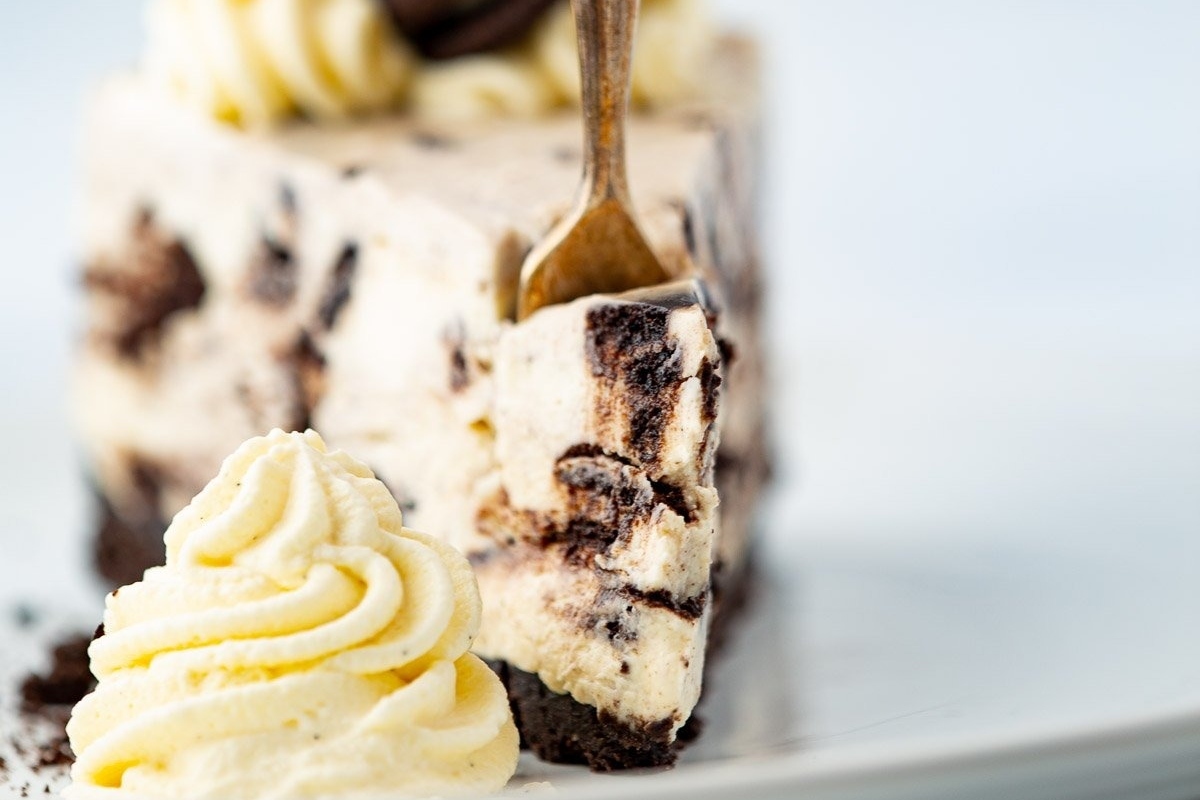 A festive holiday dessert, this no bake cheesecake is perfectly indulgent with a dollop of whipped cream on top.
