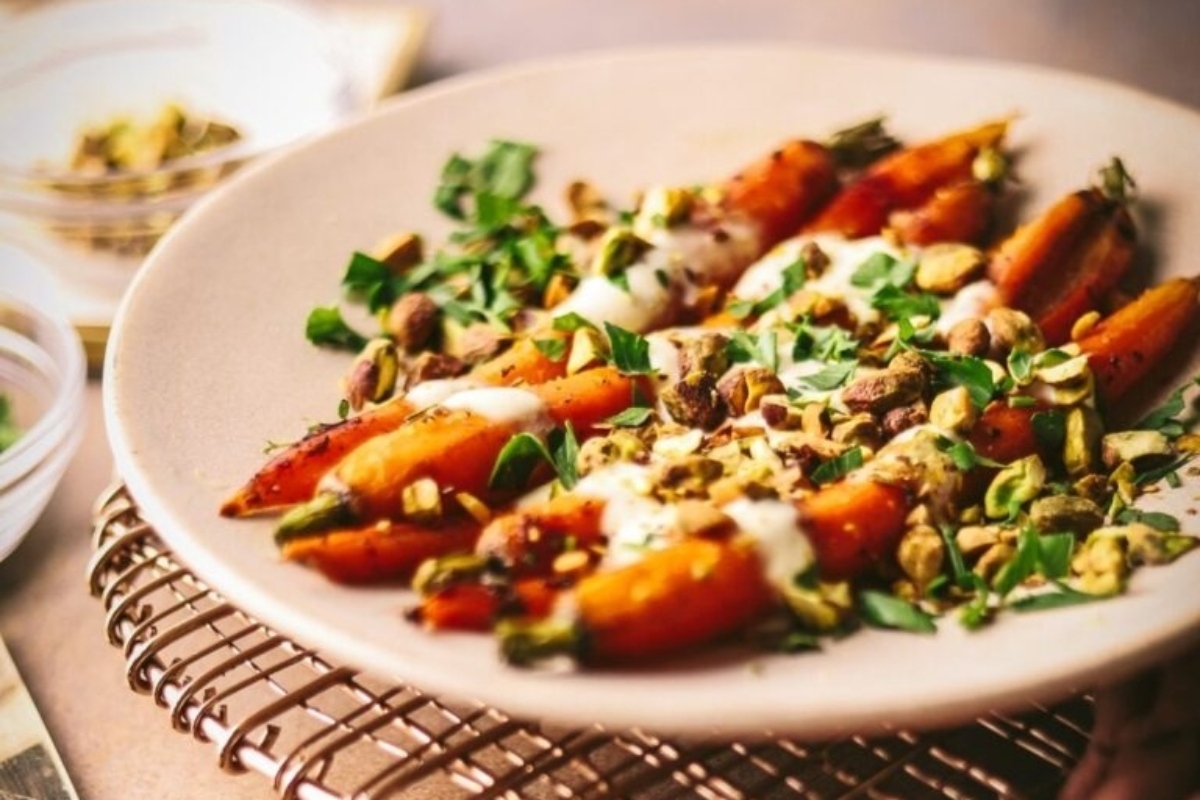 Roasted carrots with pistachio cream make for a delicious and nutty side dish. This recipe is perfect for those looking to incorporate pistachios into their meals.