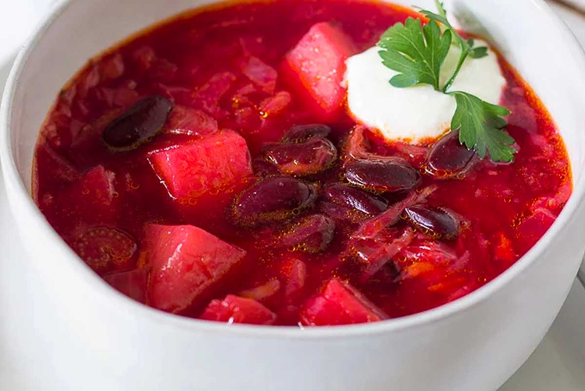 A slow cooker soup with red bean and sour cream.