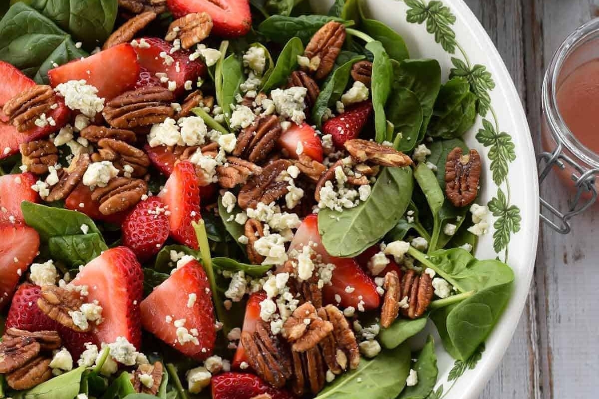 Strawberry spinach salad for Thanksgiving potluck.