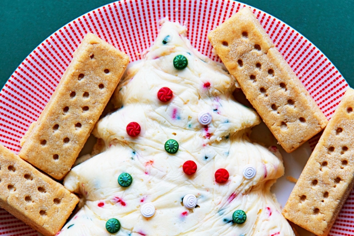 24 Christmas Tree Recipes to Add Magic to the Holidays 22 Christmas Tree Cake Cheeseball