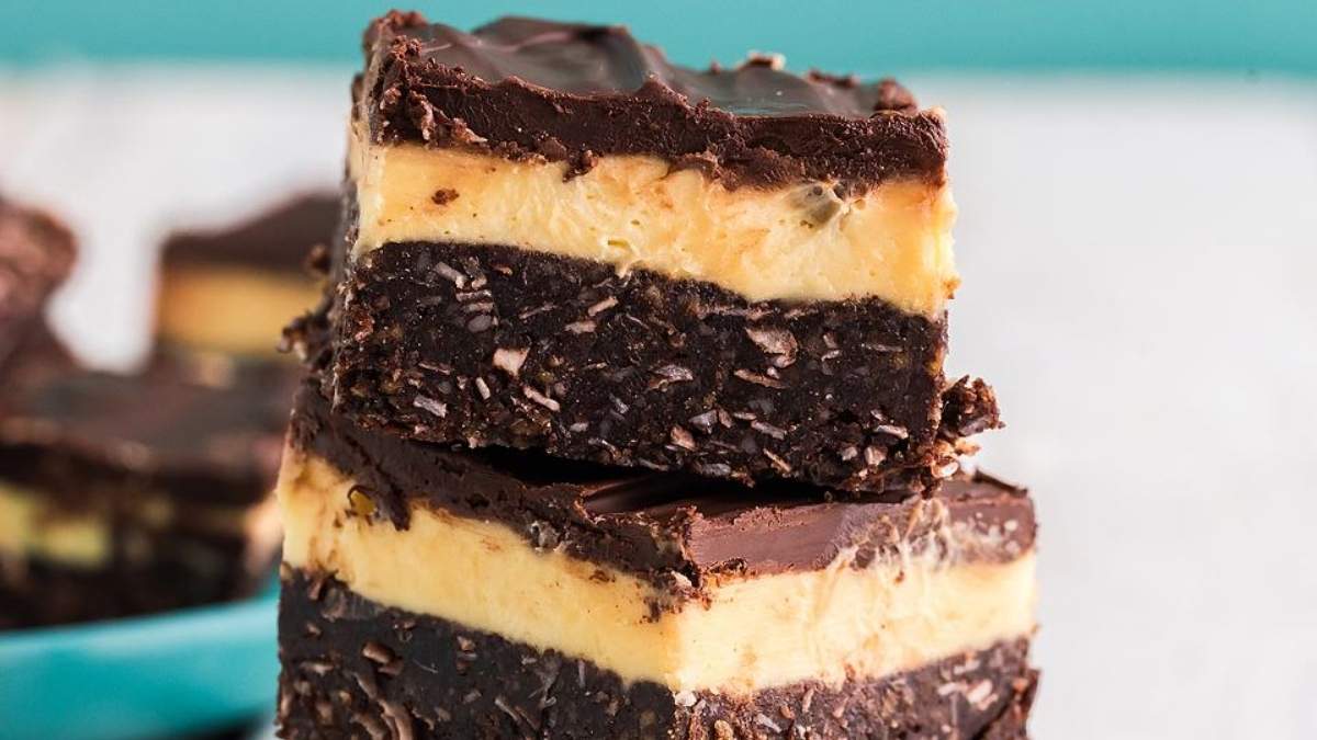 A shared stack of chocolate and peanut butter fudge, no bake.