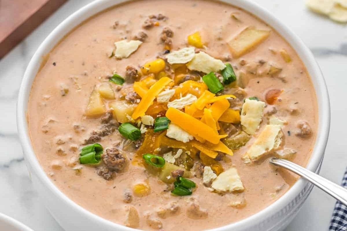 25 Tasty Filling Beef Soup Recipes 25 Crockpot Cheeseburger Soup