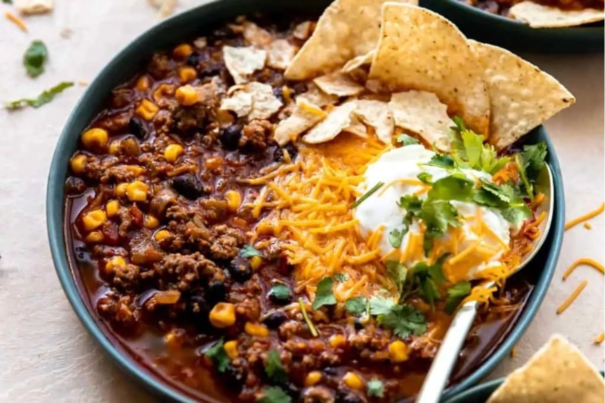 25 Tasty Filling Beef Soup Recipes 24 Easy Taco Soup