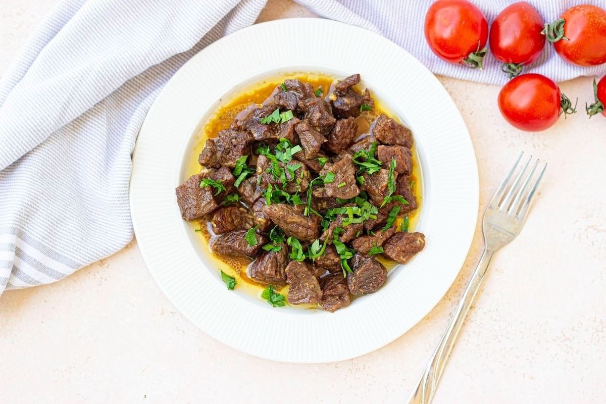 37 Easy and Comforting Winter Instant Pot Recipes 15 Instant Pot Garlic Butter Steak Bites