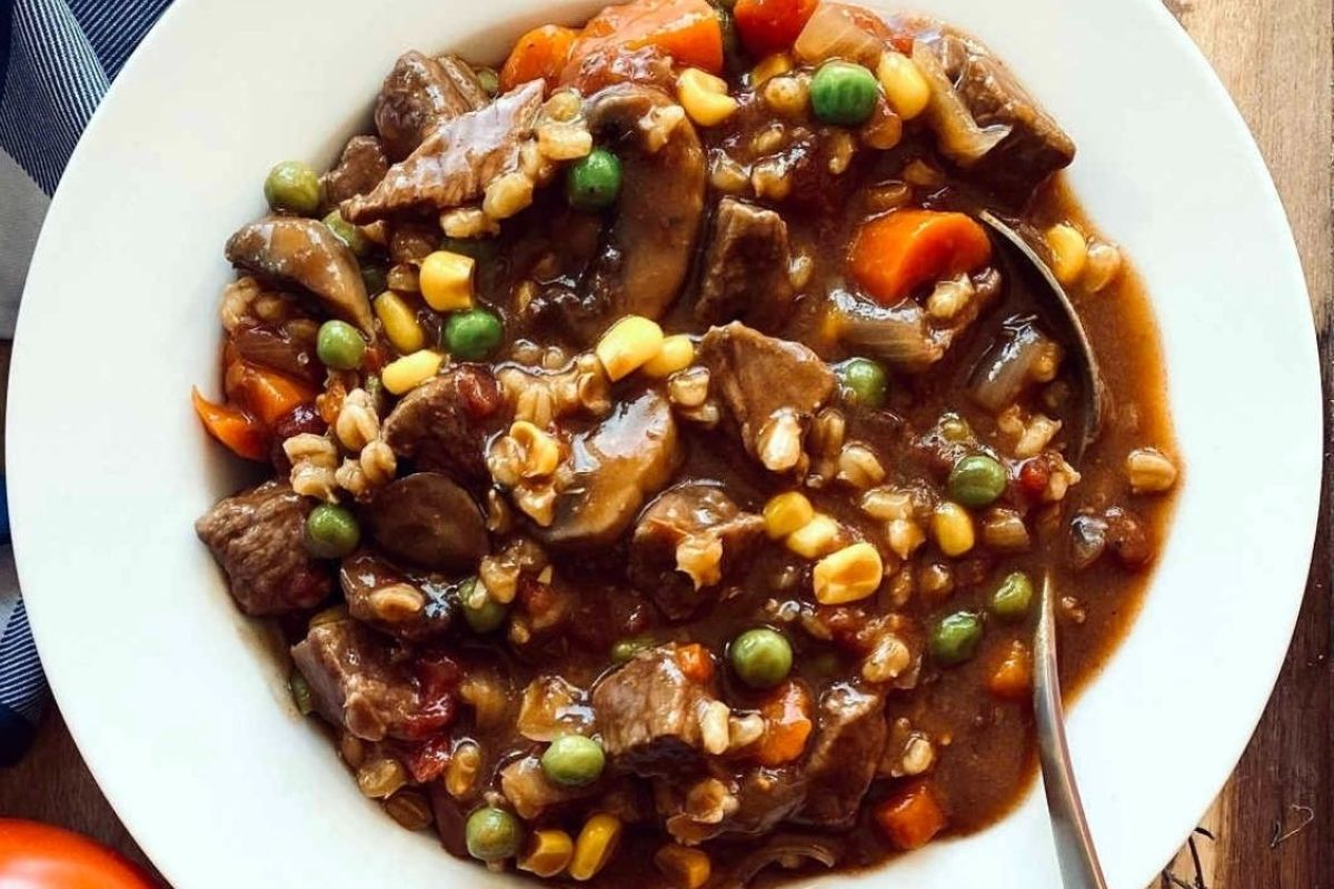 25 Tasty Filling Beef Soup Recipes 13 Instant Pot Vegetable Beef Soup