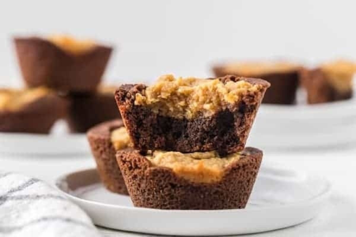 28 Brownie Recipes Chocolate Lovers Will Crave 26 Peanut Butter Cheesecake Brownies aka Pb Cream Cheese Brownie Bars