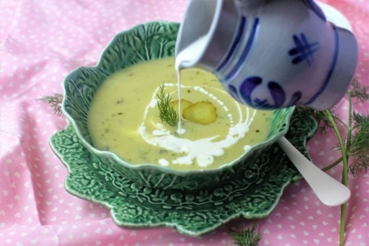 Potato Leek And Dill Pickle Soup