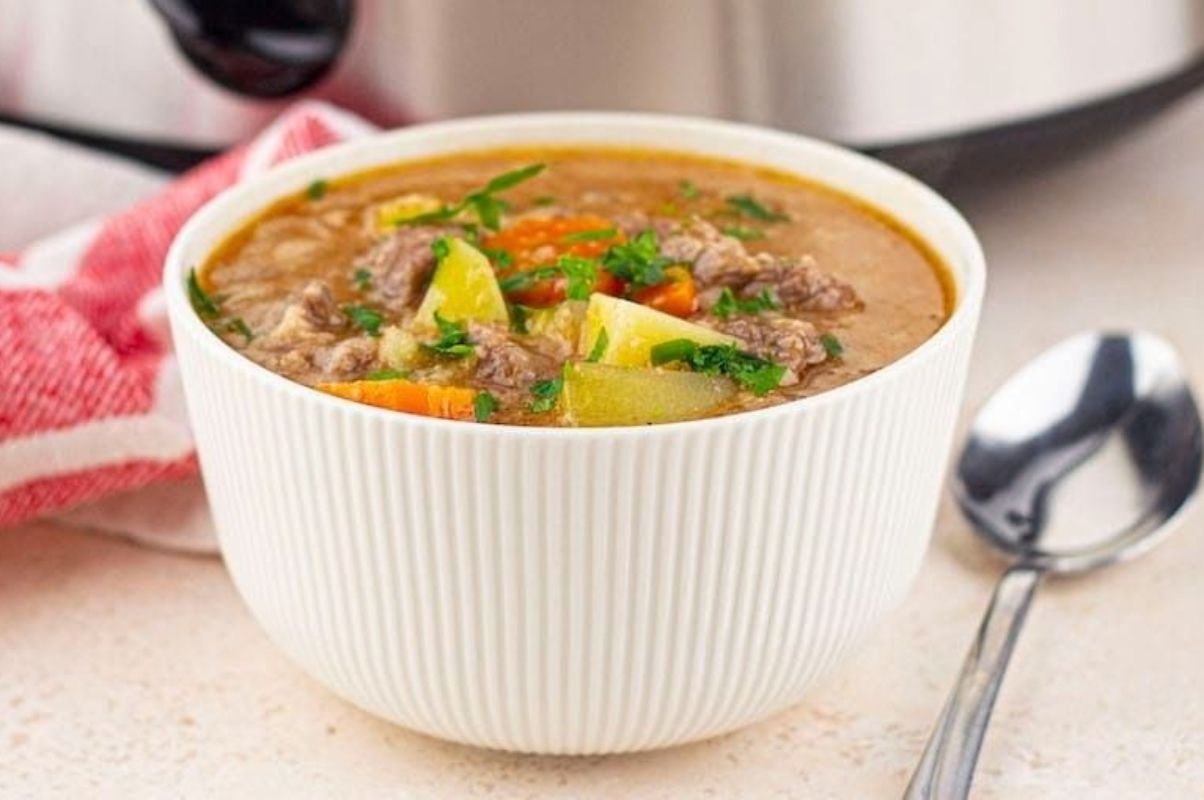 25 Tasty Filling Beef Soup Recipes 6