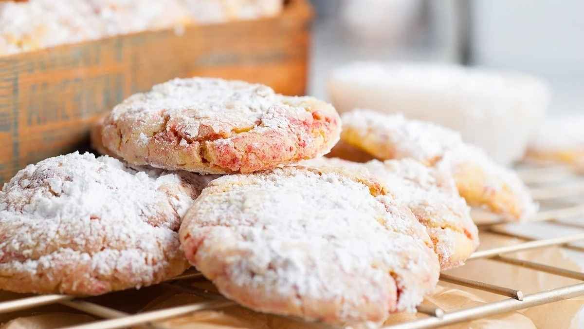 Pink Desserts 1 Strawberry Lemonade Cake Mix Crinkle Cookies.