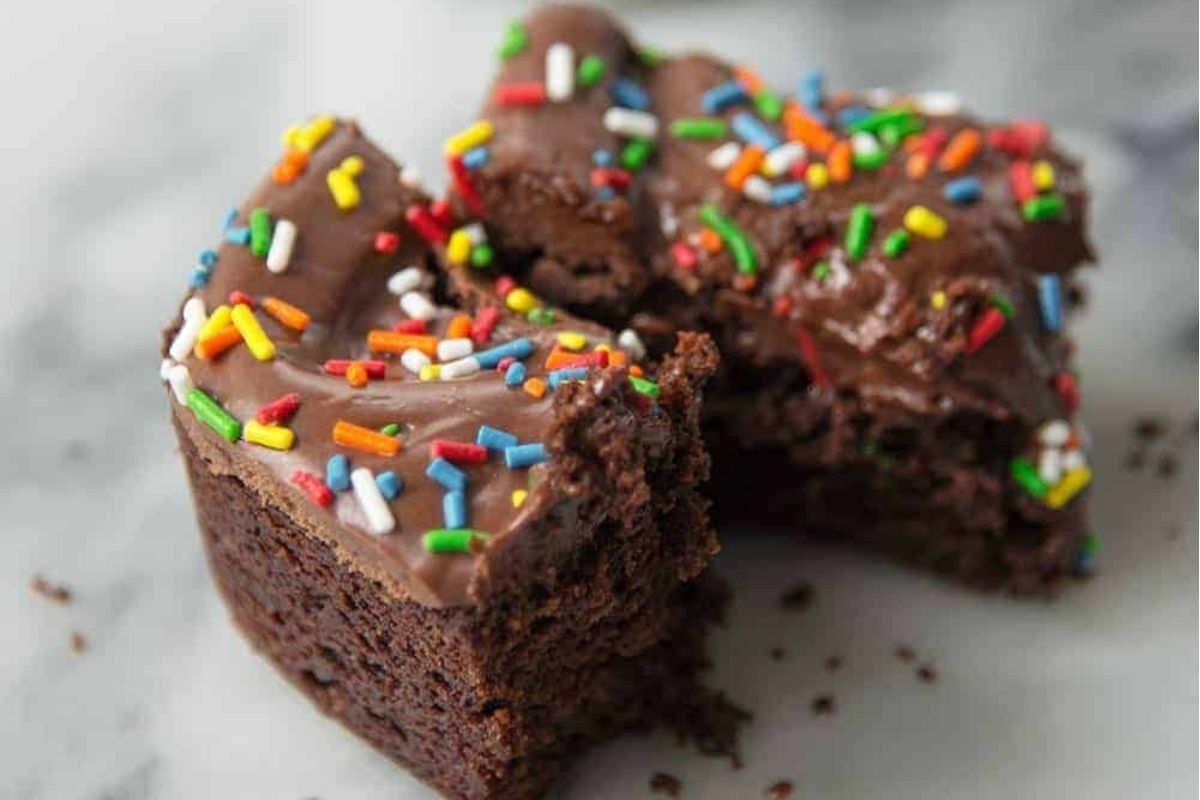28 Brownie Recipes Chocolate Lovers Will Crave 20 Triple Chocolate Vegan Brownies