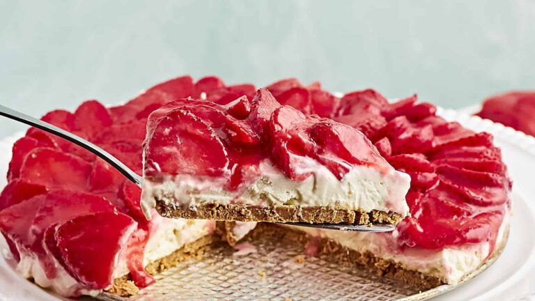 Strawberry Cheesecake recipe by Cheerful Cook.
