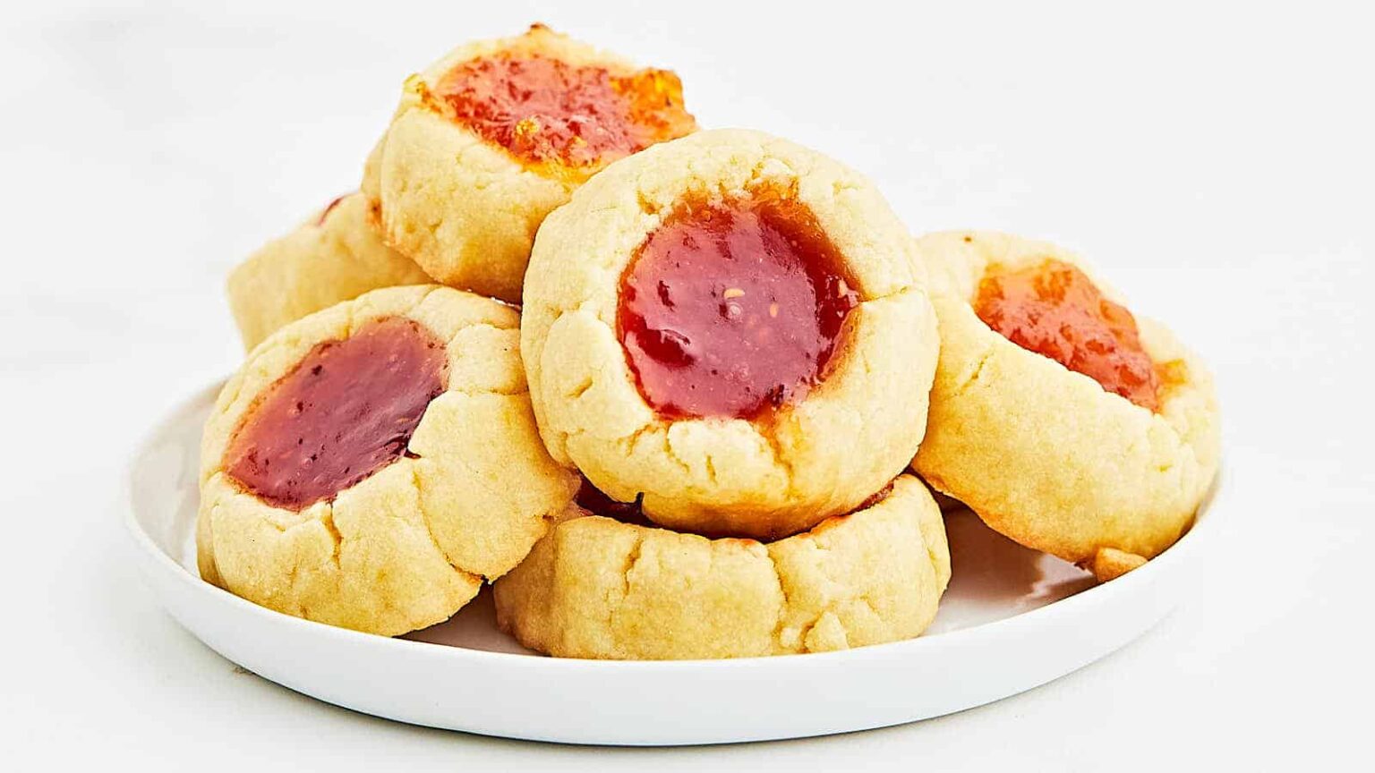 25 Irresistible Jam-Filled Desserts - PinkWhen