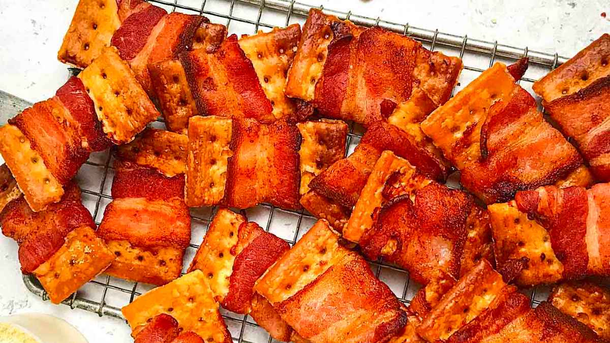 Air Fryer Bacon Crackers.