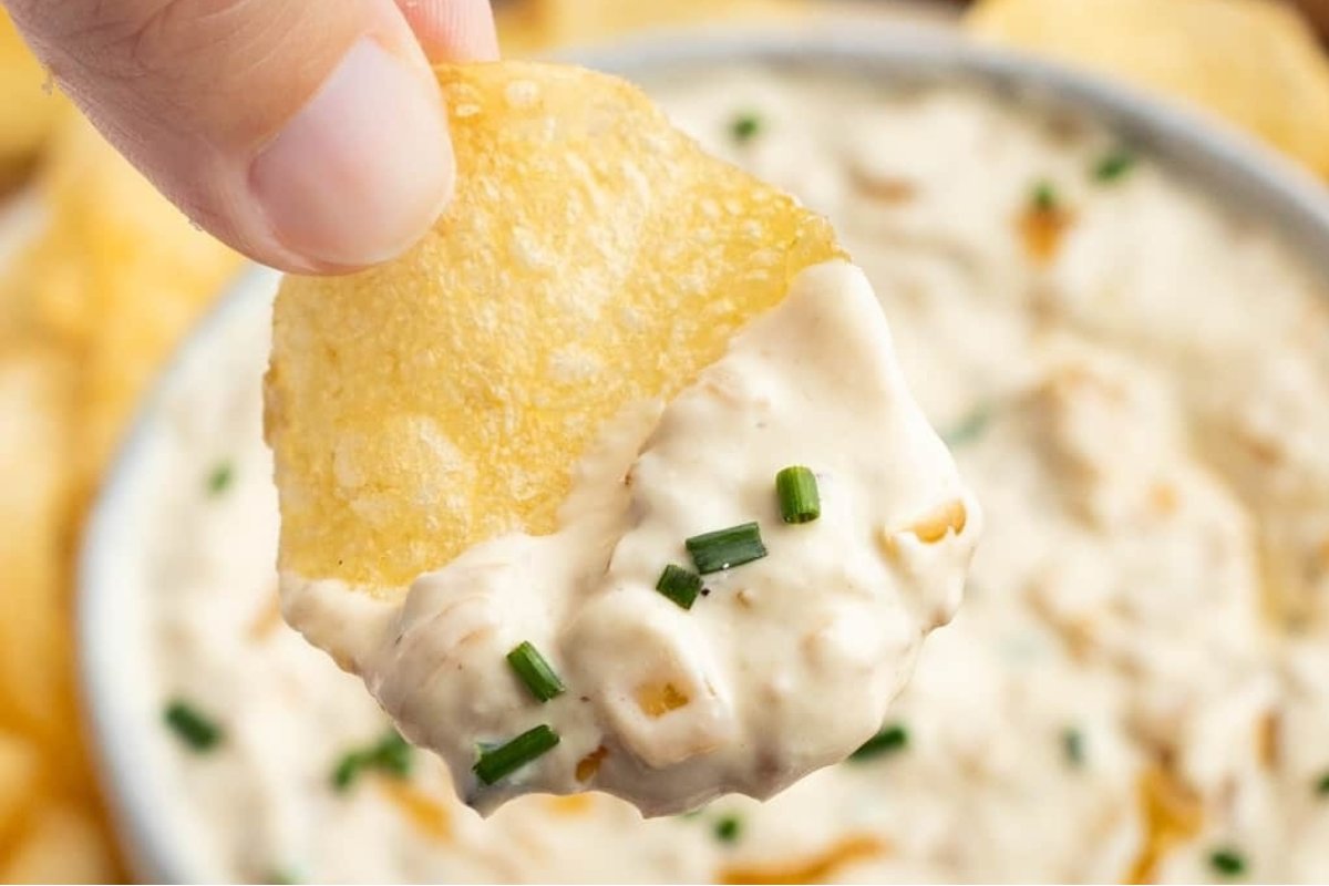 Caramelized Onion Dip With Greek Yogurt