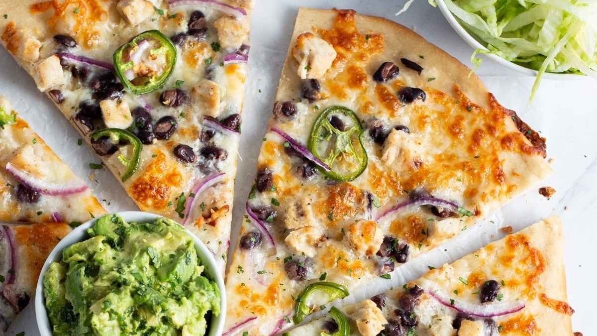 Chicken Pizza With Black Beans & Smashed Avocado. 