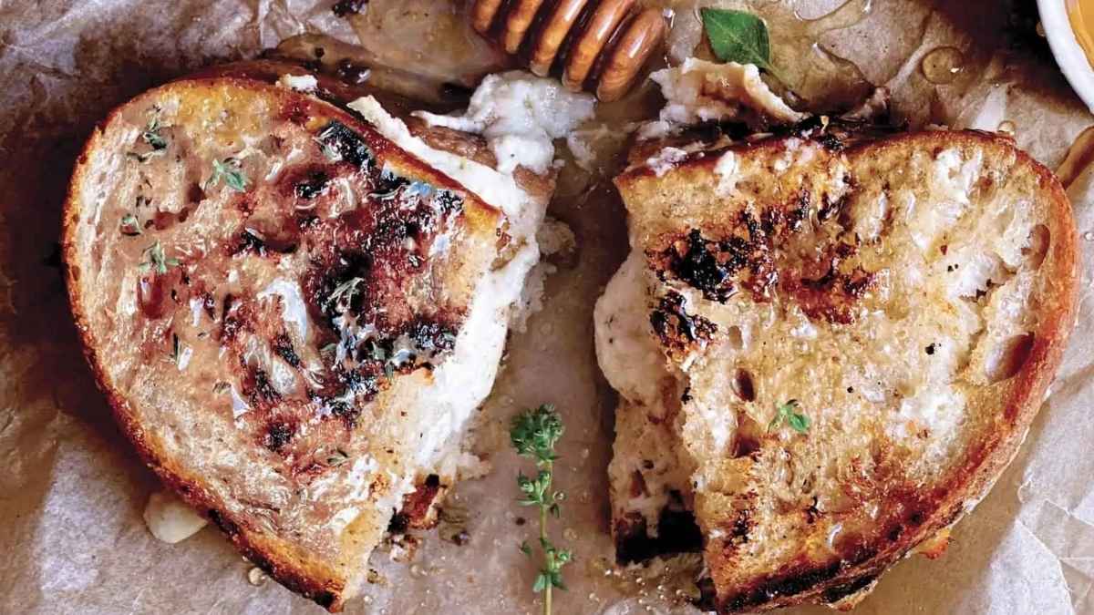 Feta Grilled Cheese With Thyme Honey. 