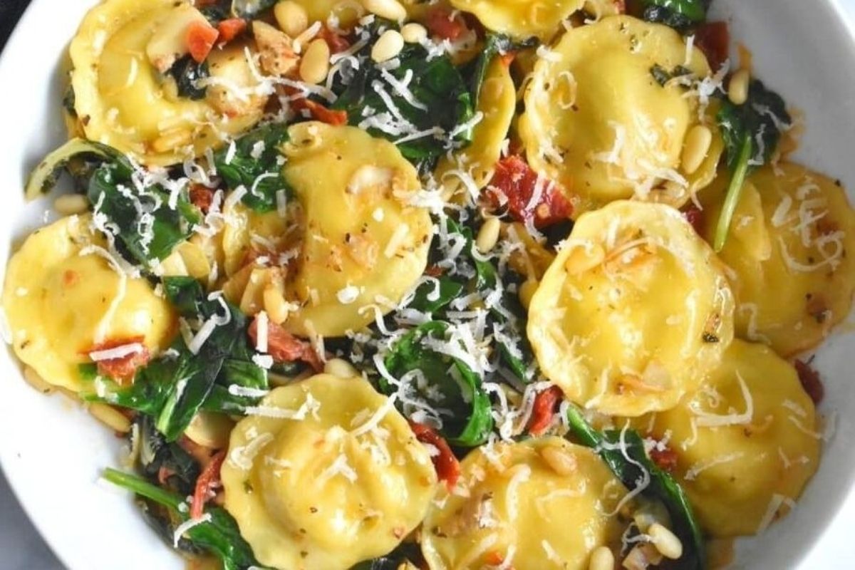 22 Easy, Cheesy Ravioli Recipes to Make On Pasta Night 13 Ravioli With Spinach Sun Dried Tomatoes And Artichokes