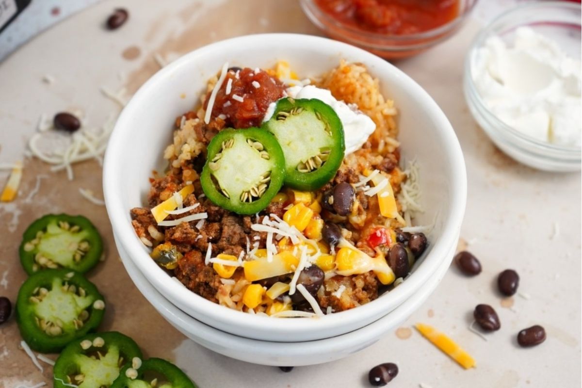 Try These Tasty Slow Cooker Recipes 13 Slow Cooker Ground Beef Taco Bowls