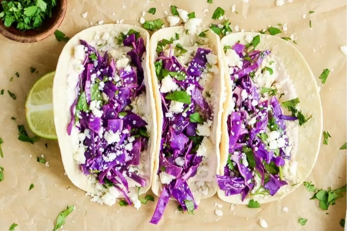 Try These Tasty Slow Cooker Recipes 21 Slow Cooker Salsa Verde Chicken Tacos