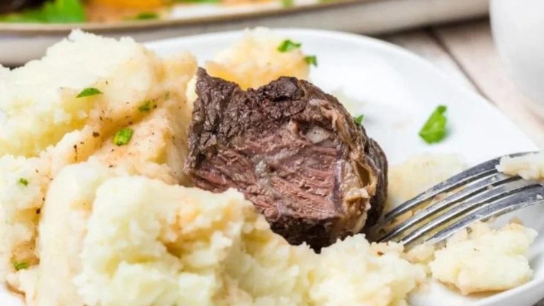 Instant Pot Beef Short Ribs Recipe.